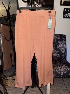 Terra & Sky Kick Flare Pull-On Flare Pants
